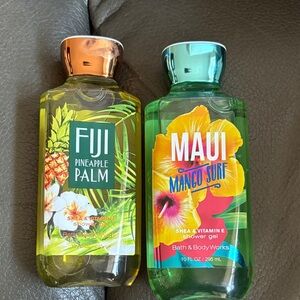 Bath and body shower gels in Fiji pineapple palm and Maui mango surf
